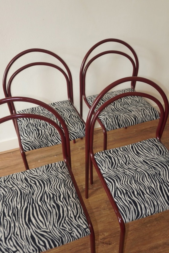Image 1 of Italienische Design-Esszimmerstühle aus den 80er/90er Jahren