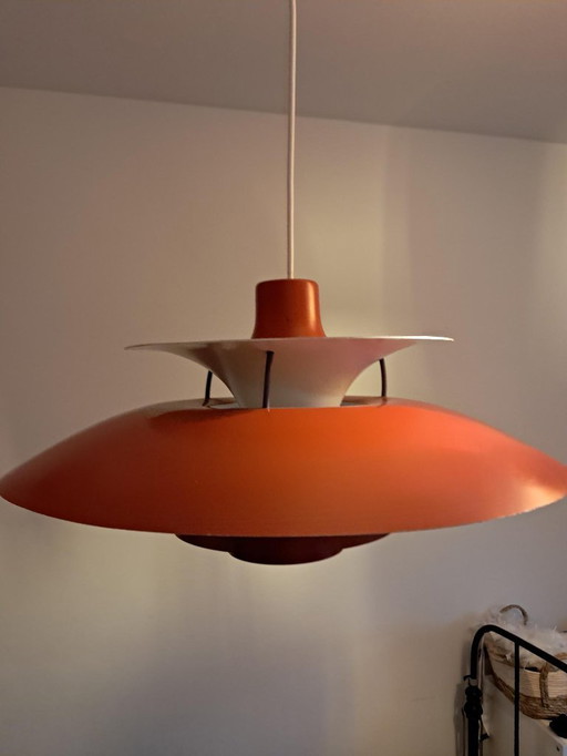 Lampada a sospensione Louis Poulsen - attacco in porcellana - precedente al 1975