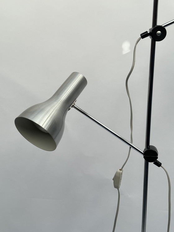 Image 1 of Minimalistische staande lamp uit het midden van de eeuw – verstelbaar ontwerp met dubbele kegel (Hala Zeist / Anvia-stijl)