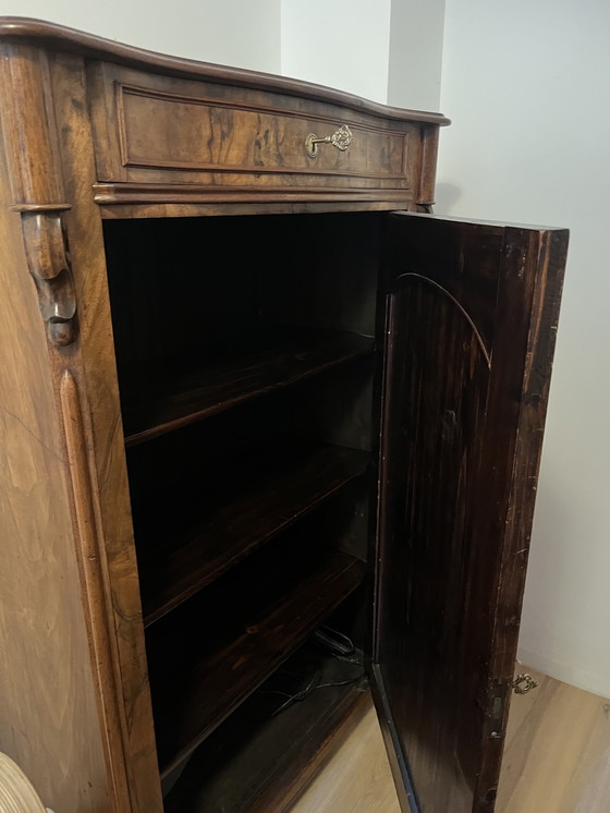 Image 1 of Louis Philippe Vertiko Schrank (1870) – Massives Walnussholz