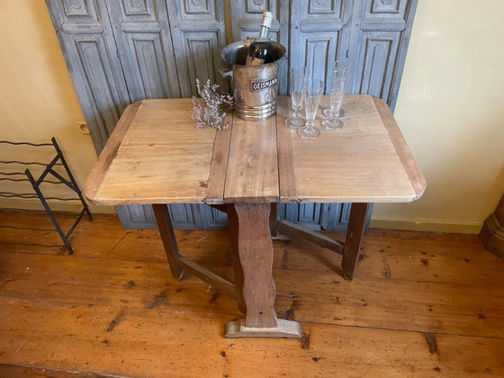 Image 1 of Mesa de cata de vinos Mesa plegable francesa del siglo XIX