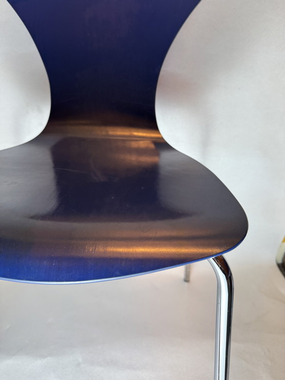 Image 1 of Set of 2 original Arne Jacobsen "Mosquito Chairs" model 3105 for Fritz Hansen (2003)