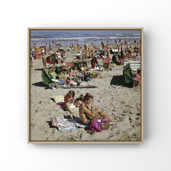 Image 1 of 1x fine art print | Zandvoort 1962 | analoge kleuren vintage interieur
