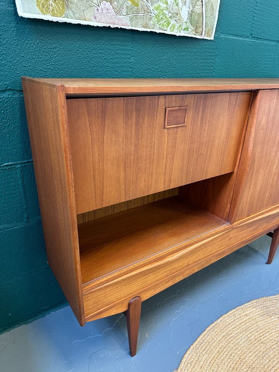 Buffet haut en teck Mid-Century / Buffet bas compact – Vintage années 60 – Wood (photo 3 of 14)