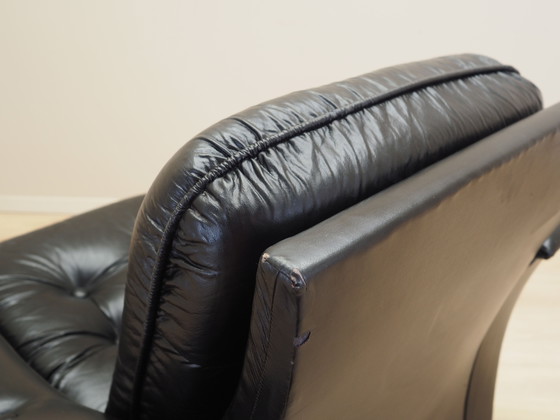Image 1 of Schwarzer Sessel, Italienisches Design, 1980er Jahre, Produktion: Italien
