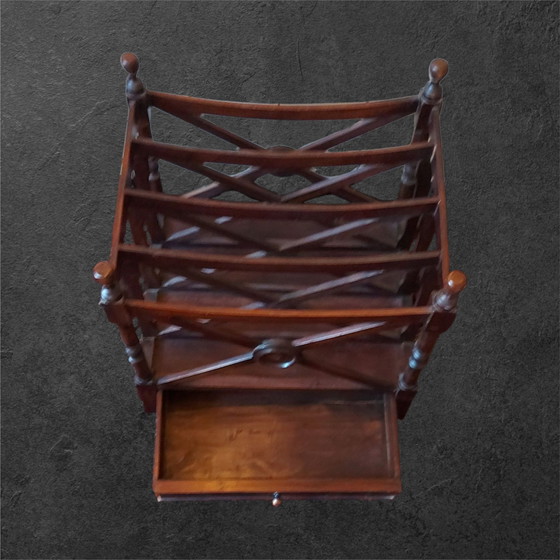 Image 1 of Mahoniehouten literatuurbak Canterbury