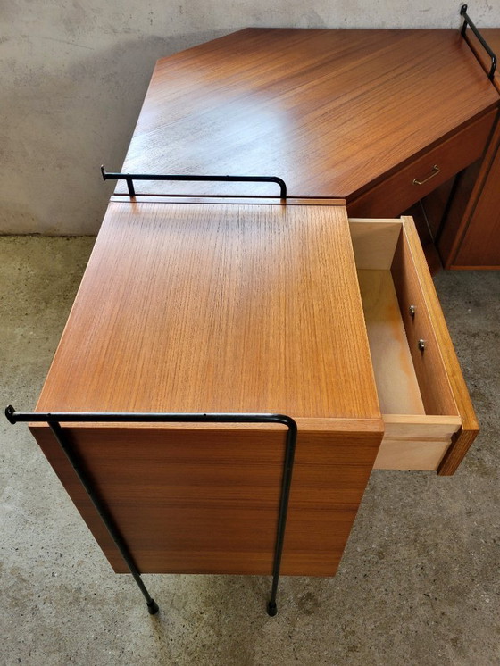 Image 1 of Sistema di pareti modulari vintage di Omnia Hilker 1960