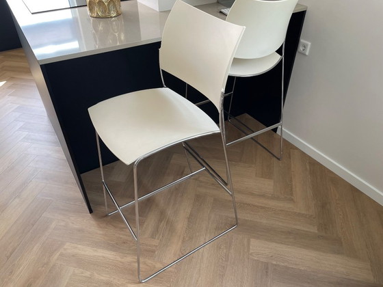Tabourets de bar Casala Curvy (2) - Assise Blanche – Plastic (photo 4 of 10)