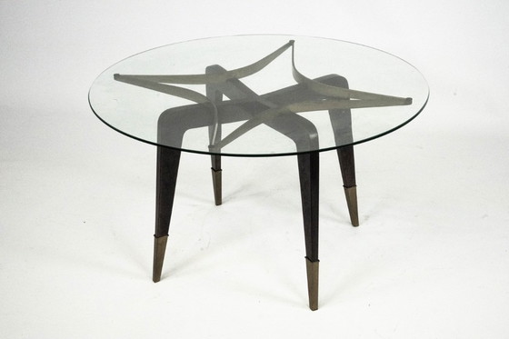 Image 1 of Rare table basse ronde du milieu du siècle, signée Paolo Buffa, Italie, années 1950.