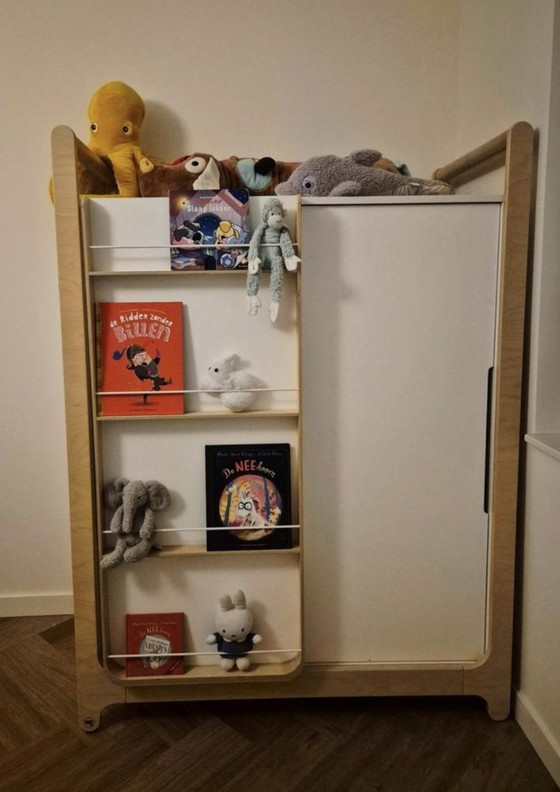 Image 1 of Garde-robe Rafa Kids - Élégante et pratique !