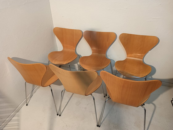 Image 1 of Butterfly chairs, Arne Jacobsen for Fritz Hansen