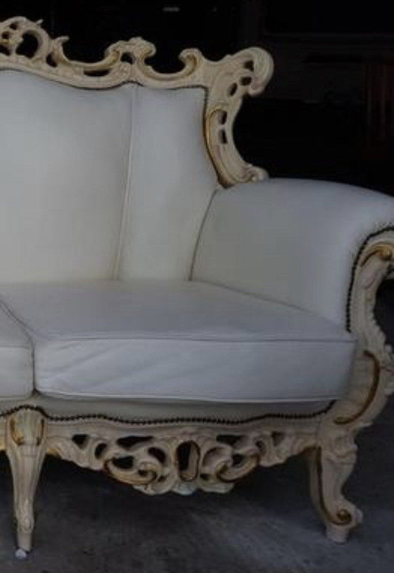 Image 1 of Wit craquelé barok bank met fauteuils leder