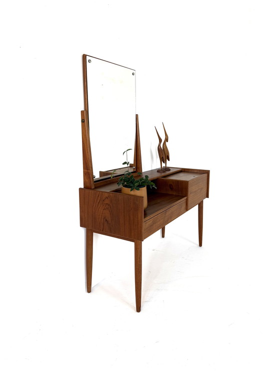 Image 1 of Coiffeuse vintage en teck, Melvin Mikkelsen Furniture '60