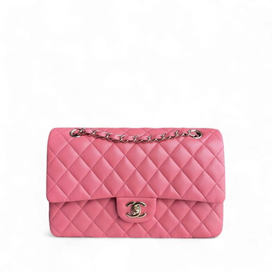 Image 1 of Borsa Chanel Classic Flap Medium - Caviar 25CM in pelle di vitello martellata trapuntata rosa con finiture dorate Serie 28