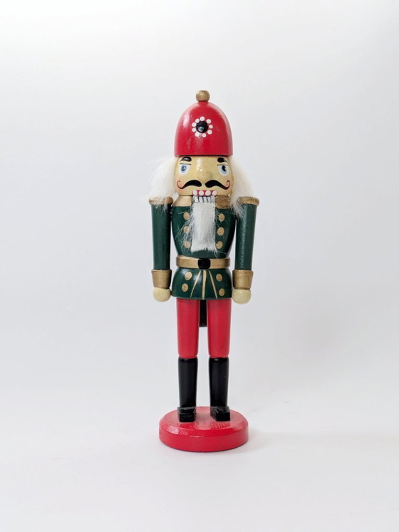 Image 1 of Petit soldat casse-noisette allemand vintage | Figurine de Noël artisanale d'art populaire