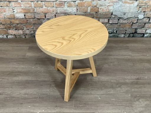 Table d'appoint en bois