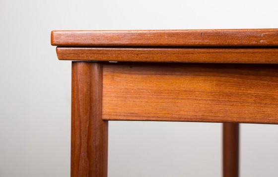 Image 1 of Table Danoise en Teck et Feutrine, extensible et réversible, pour repas ou jeux par Carlo Jensen pour Hundevad & Co 1958.