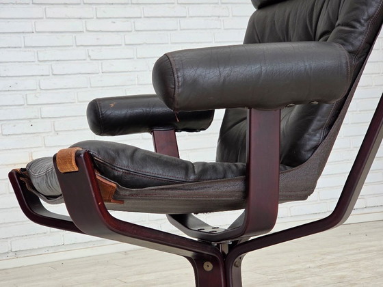 Image 1 of 1970s, Norwegian design by Sigurd Ressel, lounge chair model "Falcon".