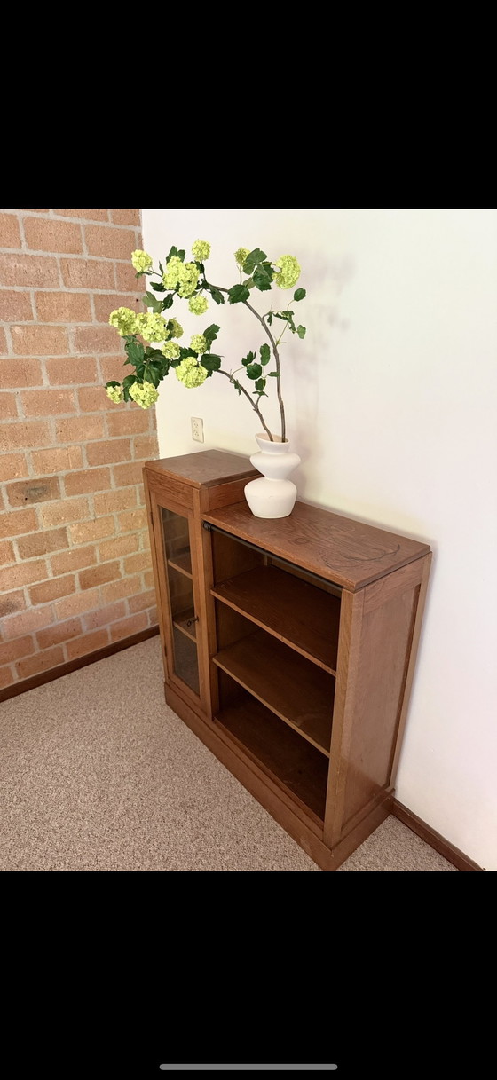 Image 1 of Mobiletto portaoggetti in rovere Art Déco