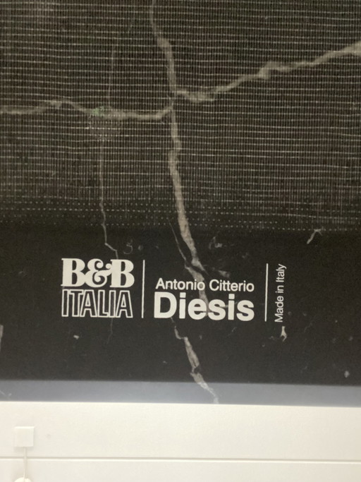 Gezoet marmeren salontafel van B&B Italia