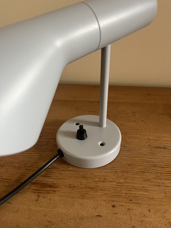 Image 1 of Louis Poulsen AJ wandlamp - Arne Jacobsen - Deense designlamp