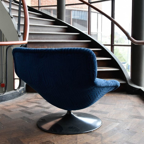 Image 1 of Artifort F518