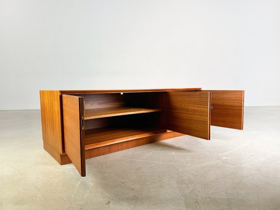 Image 1 of Originale WK Möbel Credenza di metà secolo in teak con cassettiera bassa