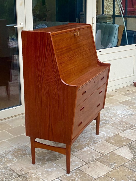 Image 1 of Secrétaire / bureau danois modèle 37 par Arne Wahl Iversen pour Vinde Møbelfabrik – Années 60.