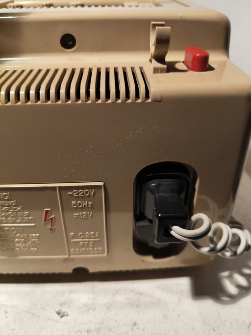 Televisor Tele Star 4004 de plástico de diseño vintage de la era espacial