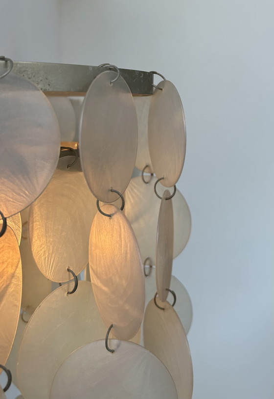 Image 1 of Paar vintage wandlampen van parelmoer en metaal, Frankrijk 1950