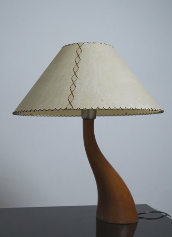 Image 1 of Lampada da tavolo Bonsai Josep Llusca Blauet anni '90, stile spagnolo Mid-Century, in legno di cedro, paralume in pergamena.