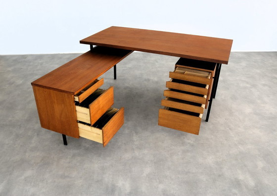 Image 1 of Bureau vintage Knoll International