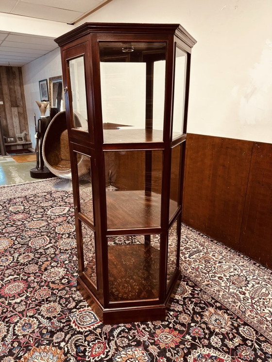 Antique hexagonal mahogany display cabinet with cut glass – Wood (photo 3 of 11)