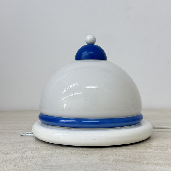 Image 1 of Applique vintage in vetro bianco e blu, anni '70