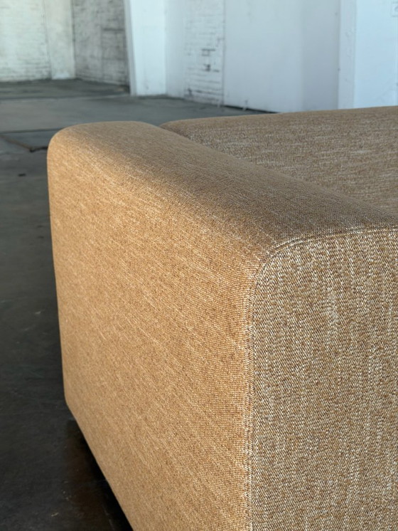 Image 1 of HAY Mags 2.5-seater | Linen