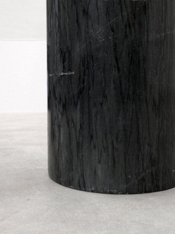 Image 1 of Table basse vintage italienne en marbre avec plateau en verre