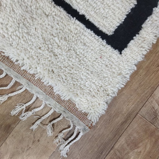 Image 1 of Tappeto berbero marocchino moderno – Tappeto berbero marocchino moderno | 265 × 143 cm