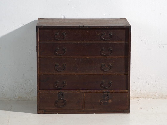 Antique Japanese tansu with drawers and iron hardware – Meiji Period, Japan, circa 1900 – Chest of drawers (photo 34 of 40)