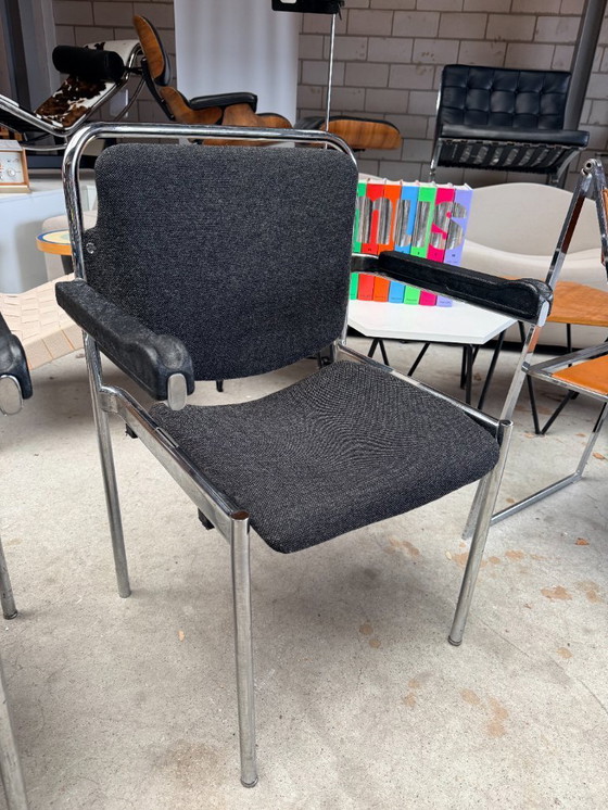 Image 1 of Vintage Schöder & Henzelmann tubular frame stackable chairs (more in stock)