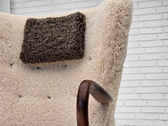 Image 1 of Jaren 60, Deens ontwerp van A. Christensen voor Slagelse Møbelværk, schapenvacht.