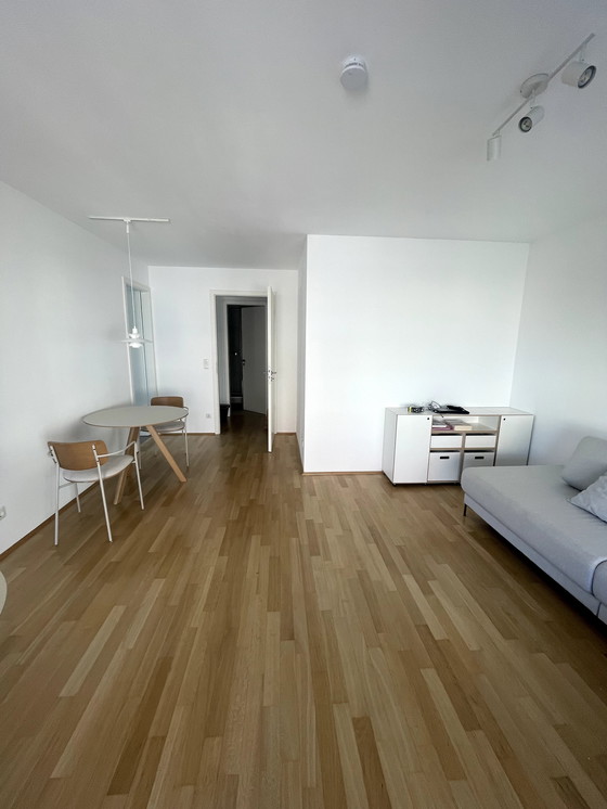 Image 1 of HAY CPH 20 table - 90 cm rond en färbe white natur (beige léger)