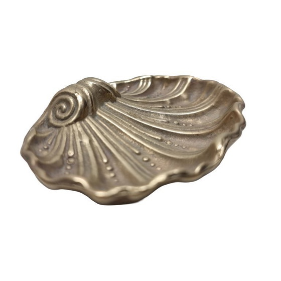 Image 1 of Ciotola in ottone a forma di conchiglia di metà secolo