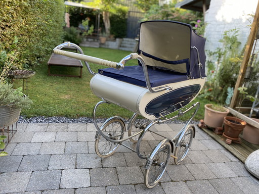 Retro-Kinderwagen