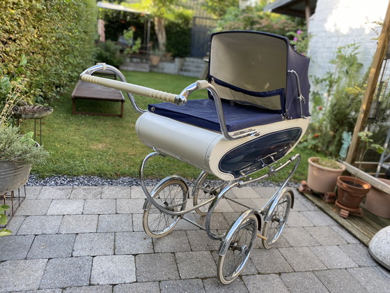 Image 1 of Retro-Kinderwagen