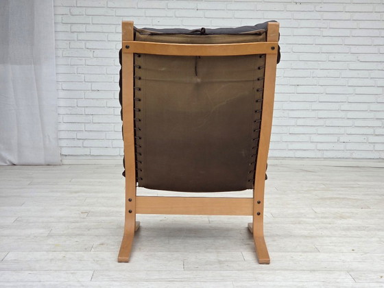 Image 1 of Années 1970, design norvégien d'Ingmar Relling, modèle de fauteuil lounge « Siesta ».