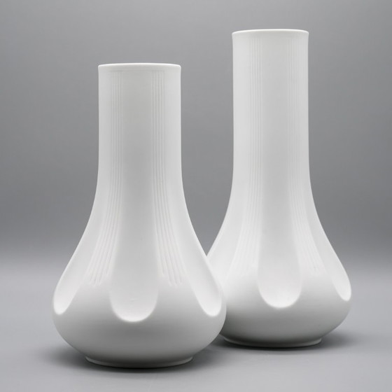 Image 1 of ARCHAIS Vasen-Duo Heinrich Fuchs Hutschenreuther 60er–70er Jahre Op-Art Biskuitporzellan