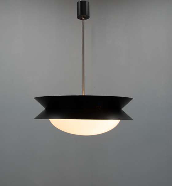 Image 1 of Lámpara de araña OVNI de la era espacial de Napako, década de 1960, restaurada