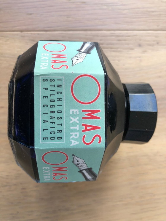 Image 1 of Pluma estilográfica OMAS Extra con tinta en su estuche.