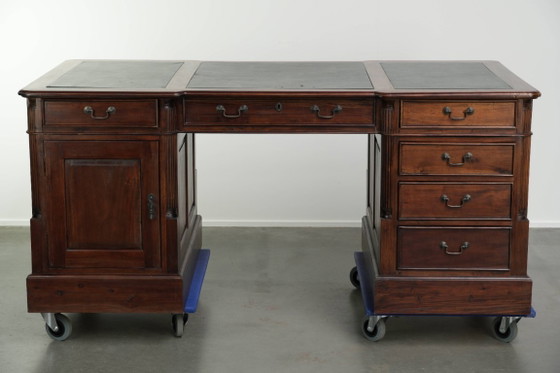 Bureau de partenaire Chesterfield luxueux et pratique avec plateau en cuir vert de style anglais – Bureaux (photo 5 of 16)