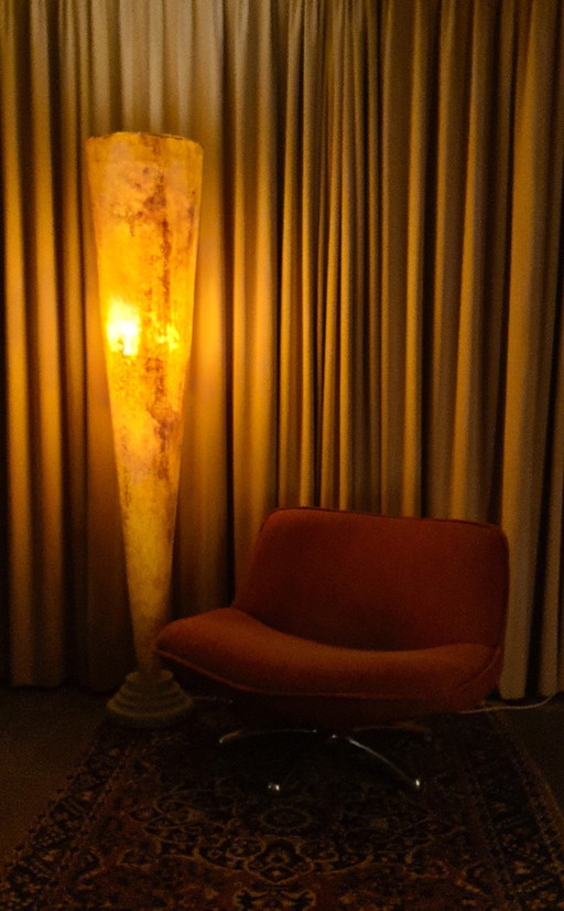 Stehlampe – Carreno Angel
Für das Kunststudio La Rocha